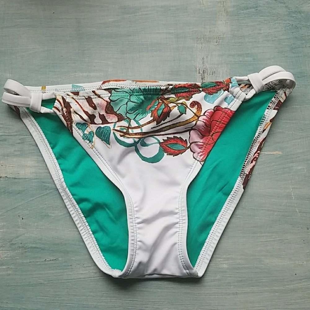 Bikini bottom